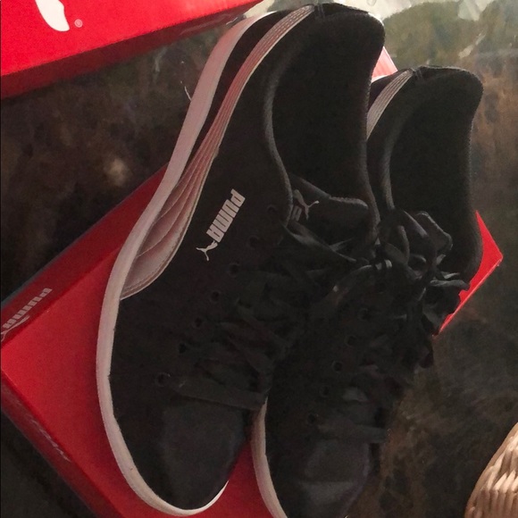 PUMA - Picture 2 of 2